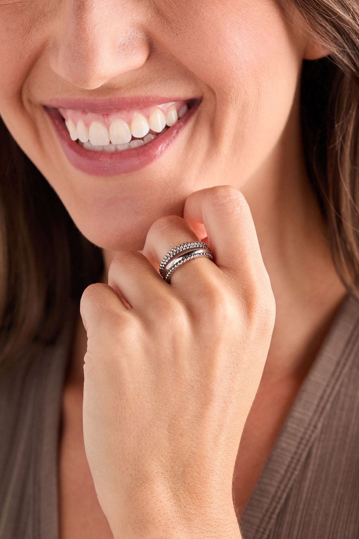 Alex and Ani 3 ring set-ball texture