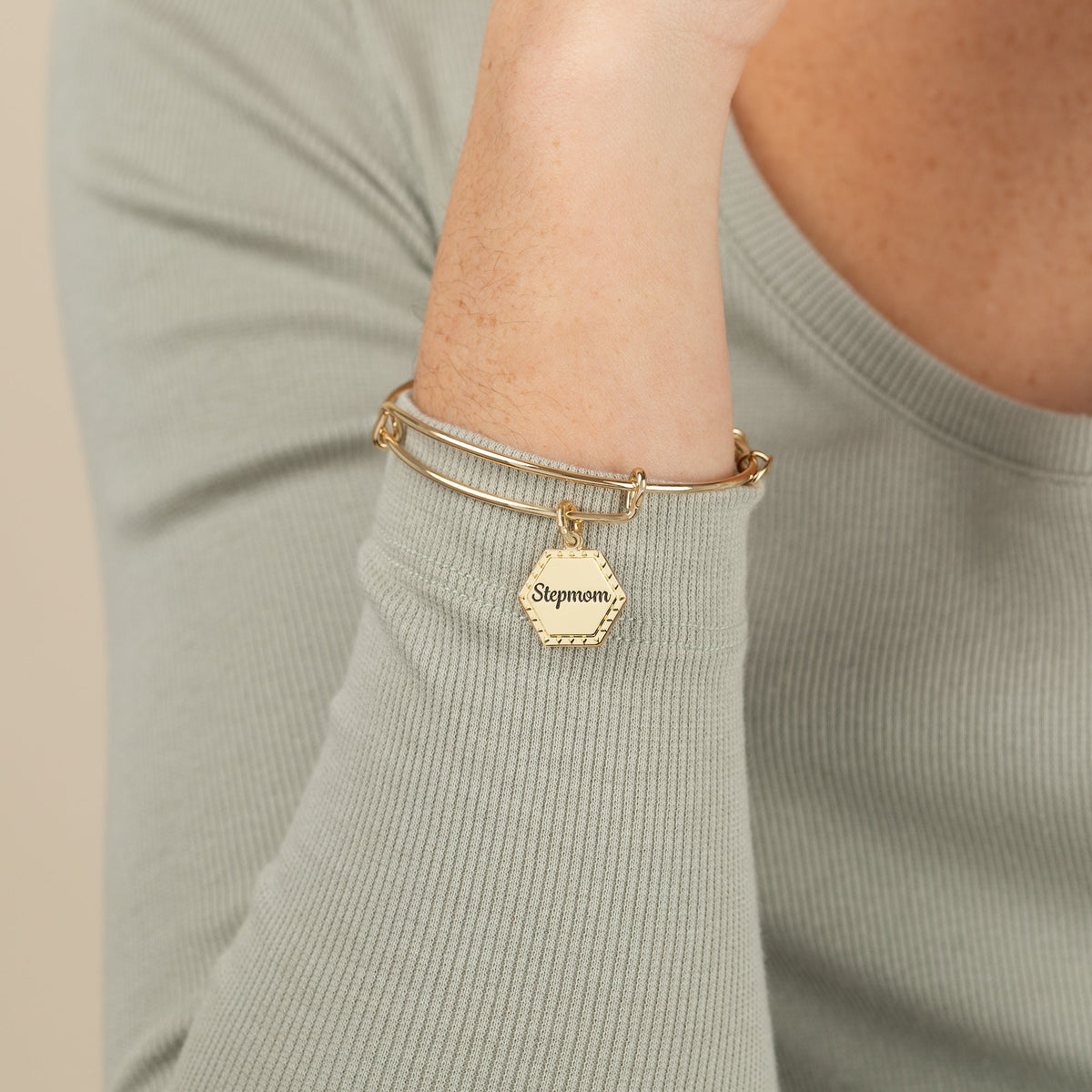 Alex and Ani Stepmom 'You're In My Heart Forever' Charm Bangle