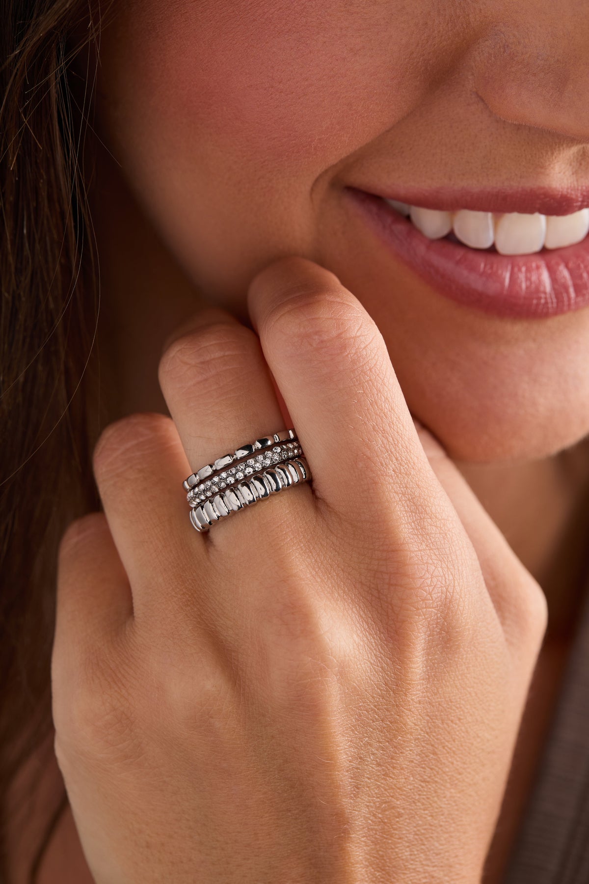 Alex and Ani 3 ring set-ribbed texture