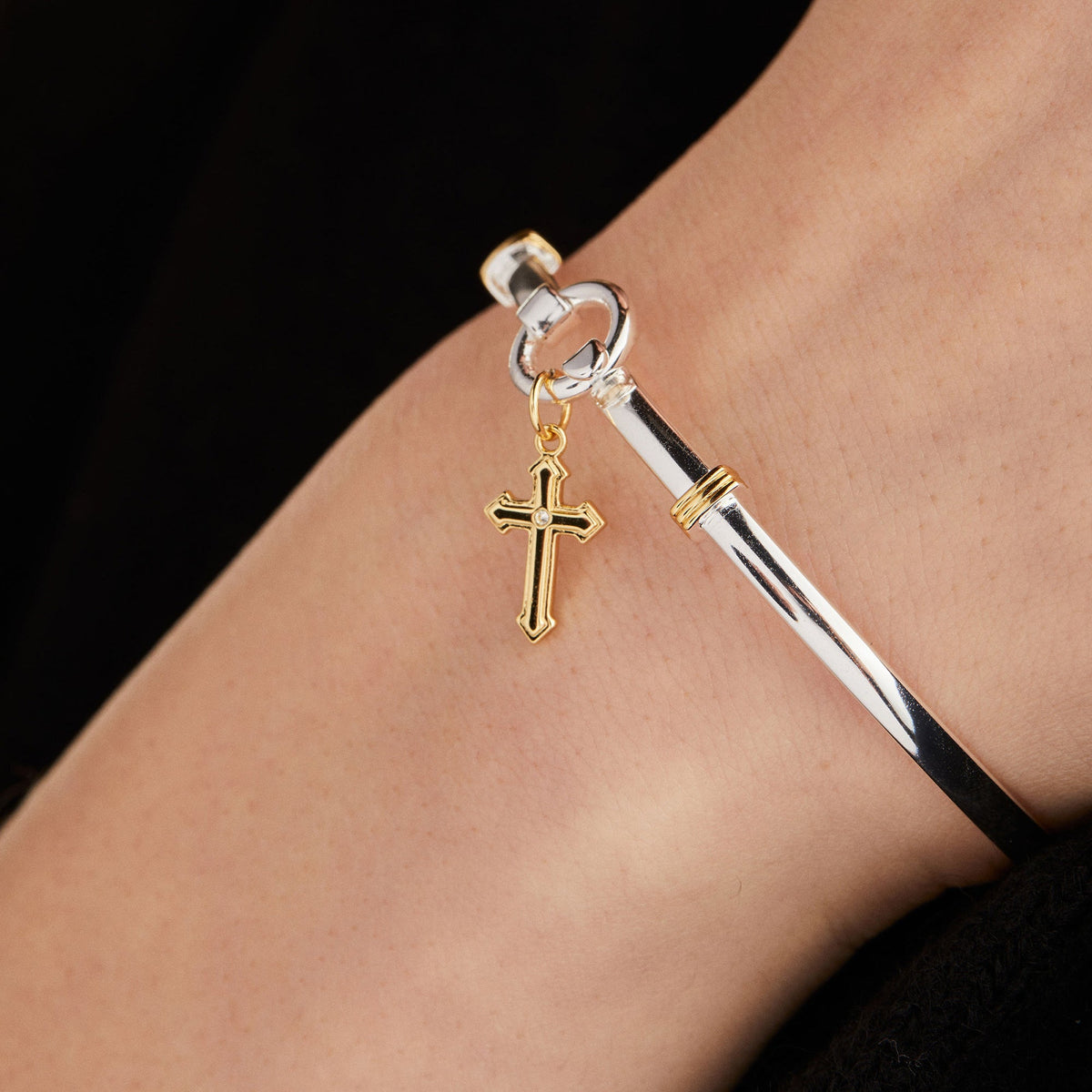 Alex and Ani Cross Clip Bangle